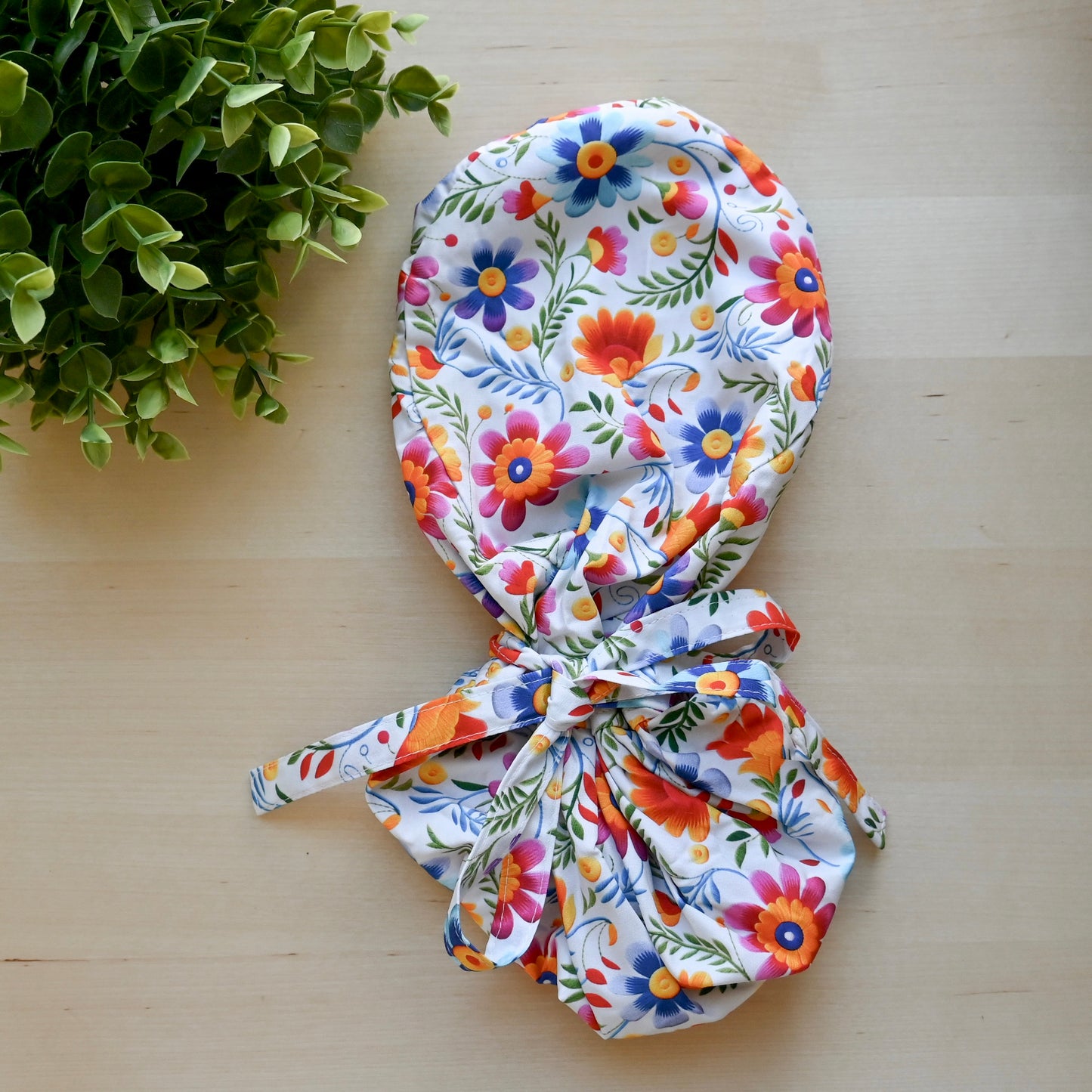 HISPANIC TRADITIONAL NEUTRAL SATIN LINED PONYTAIL SCRUB CAP