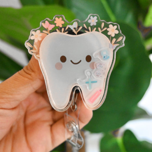 DENTAL THEMED ACRYLIC SHAKER BADGE REEL