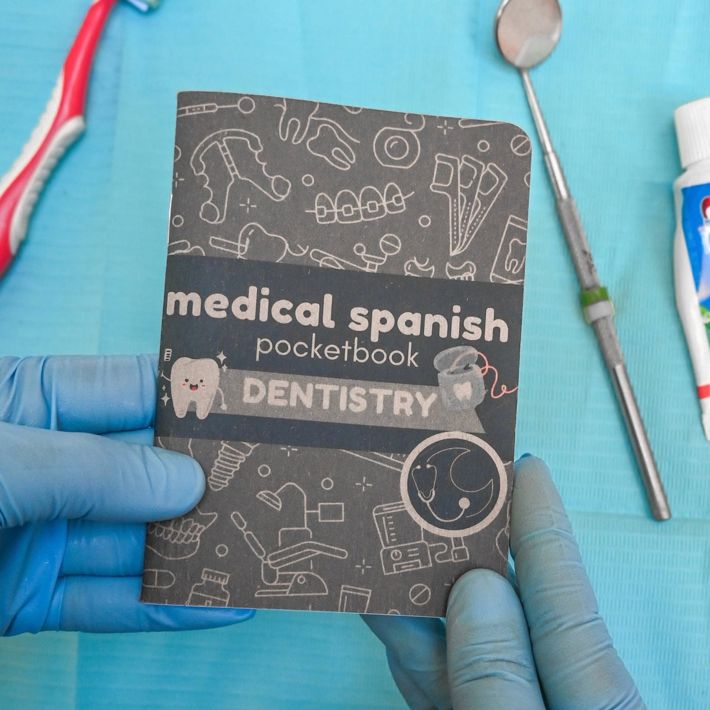 DENTAL MEDICAL SPANISH POCKETBOOK