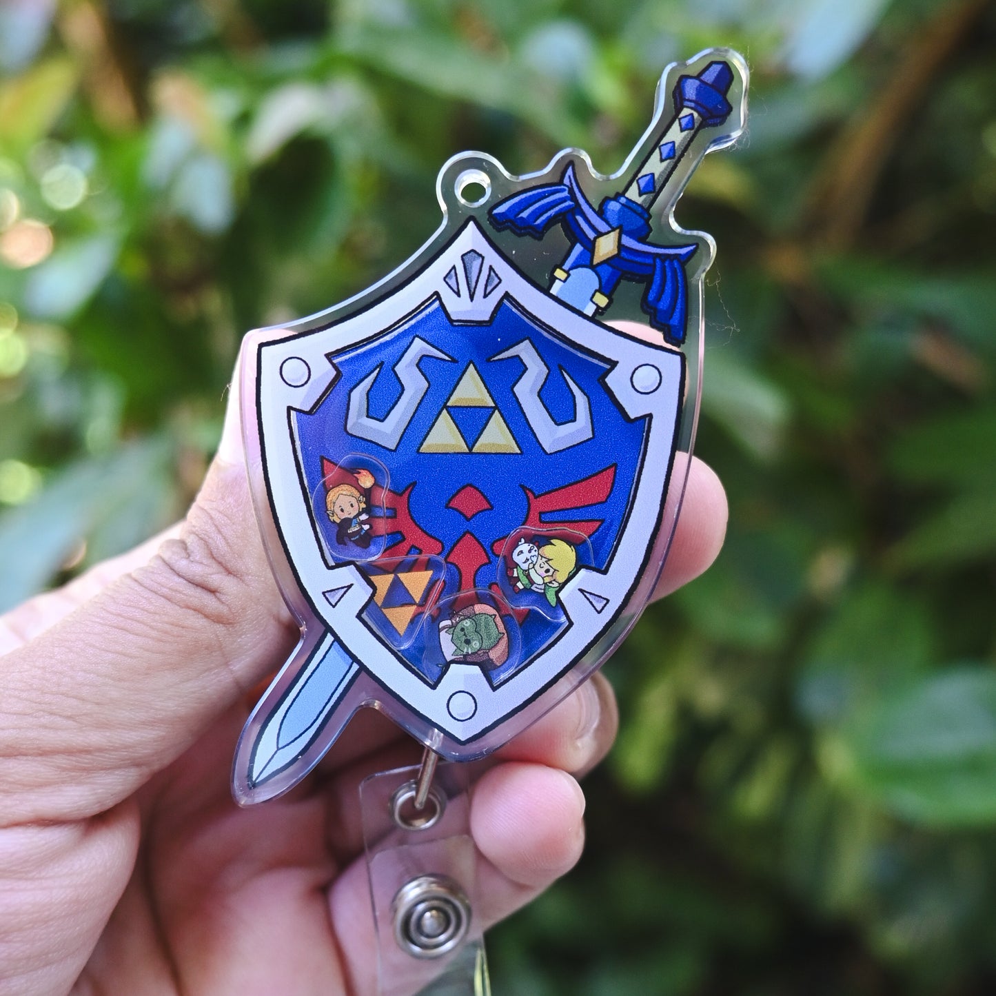 LEGEND OF ZELDA THEMED ACRYLIC SHAKER BADGE REEL